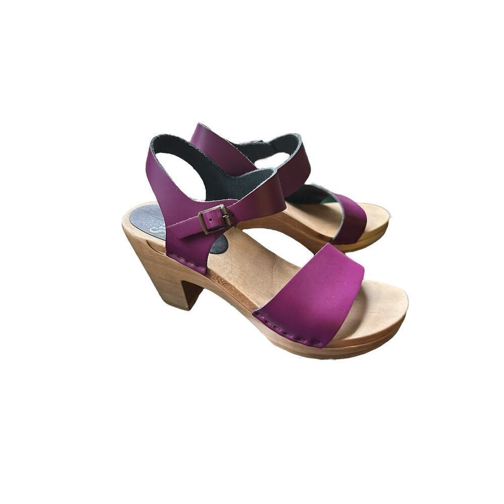 Sven plum wooden clog sandals sz 37 (6.5-7)